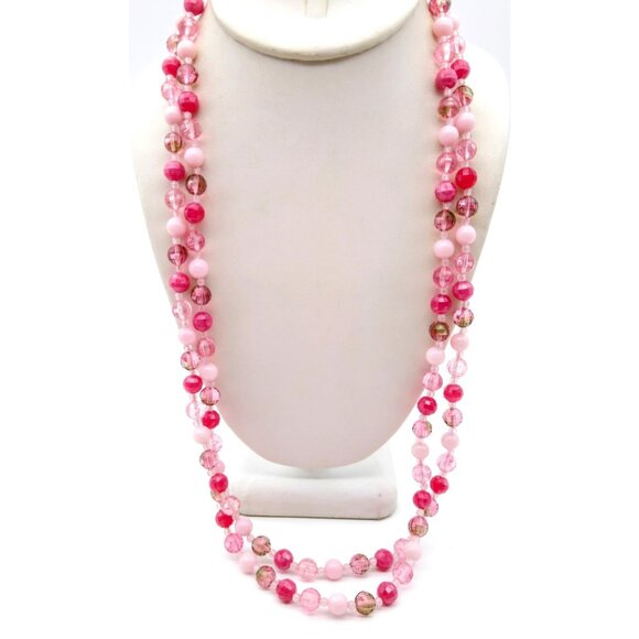 Passion for Pink Beaded Necklace, Barbiecore Pastel Vintage Strand, Flapper Leng - Picture 3 of 4